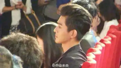 古剑奇谭男主现代装pk李易峰呆萌可爱乔振宇侧颜逆天