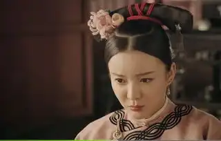 延禧攻略魏璎珞装疯卖傻骗过贵妃,假怀孕引锦绣方姑姑上钩