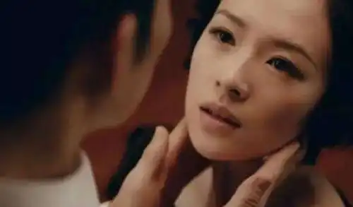 民国年轻貌美的青帮创始人,被老男人黄金荣抛弃,却让杜月笙敬畏