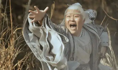 影版春光灿烂猪八戒,陶虹造型绝美,看到男女主票房有点悬