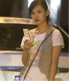 当初那么清纯的马蓉现在变成了这样