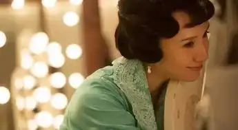 凭三张海报,我看穿了罗曼蒂克消亡史