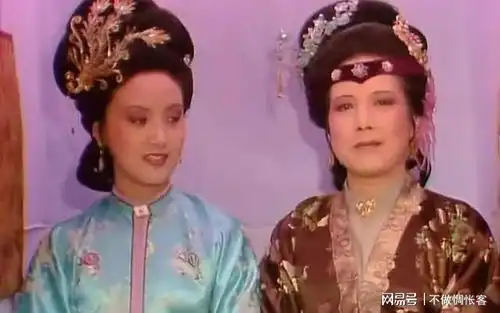 贾母本欲调节两个儿媳妇的矛盾,却不知此事更让邢夫人恼火
