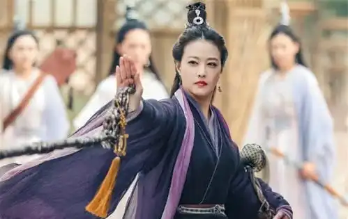 新倚天屠龙记上线,本来看周芷若的,结果被灭绝师太迷住了
