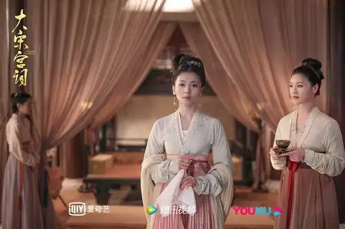 近期热度榜top10甜宠剧良辰美景冲第三,骊歌行高热度但评价两极
