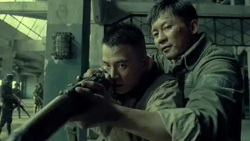 八佰三大演技败笔,杜淳的方言黄晓明的亮相,非专业演员太多
