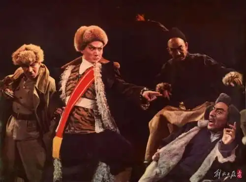 智取威虎山中饰演栾平的孙正阳去世,享年93岁,曾与无数名角合创舞台经典,有江南名丑的美誉
