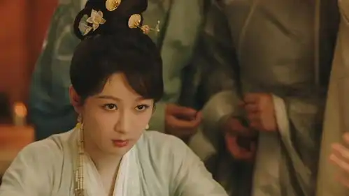 两季间隔时间太长,导致长相思2首播热度低于预期
