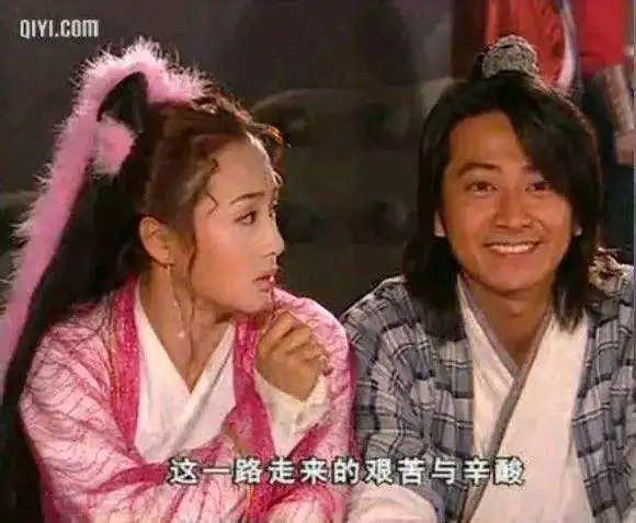 女生说我的床容不下咱俩怎么回复