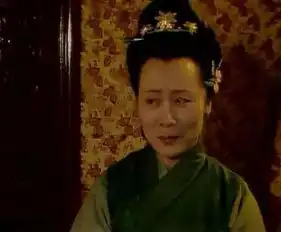 王熙凤对待李嬷嬷和赵姨娘的不同态度里藏着什么玄机