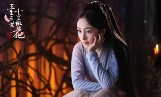 杨幂新剧杀青,光看剧照就知道又是一部经典
