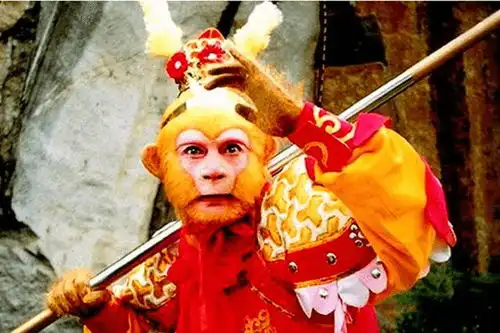 62岁六小龄童西游记孙悟空扮相照片曝光杨紫致敬,六学烂梗休矣