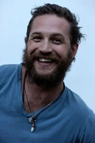 汤姆哈迪tomhardy图片
