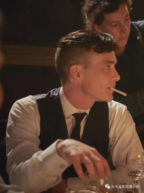 浴血黑帮谢尔比,寂静之地2里大变脸18年前差点成为蝙蝠侠
