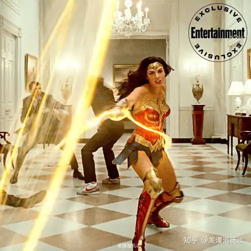 神奇女侠1984曝光新剧照,黄金盔甲金光耀眼
