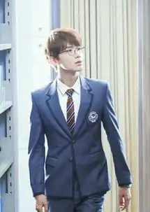 谁是你们心中的校服男神
