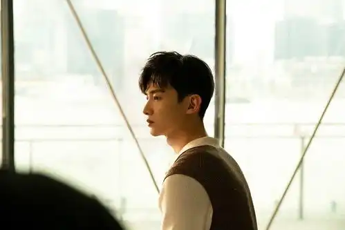 2021上半年男演员贡献度top9冠军毫无疑问是他
