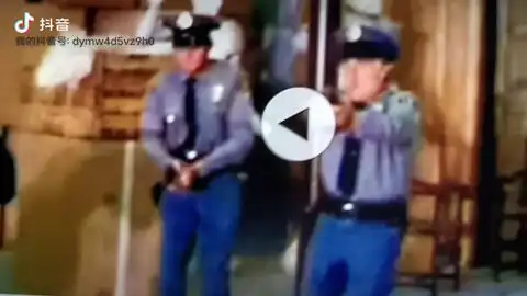 电视剧霹雳游侠国语版黑白气车战斗
