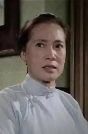 鲁侍萍
