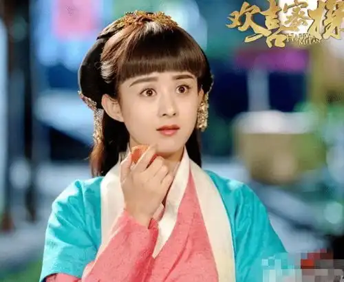 女星挑战厚刘海杨幂热巴赵丽颖郑爽早年剧照,谁更胜一筹
