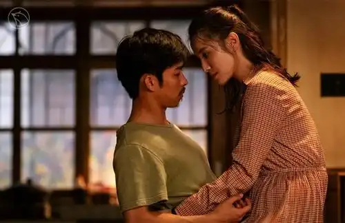 5年3部电影,第一部就入围金马奖,他靠现实题材征服观众
