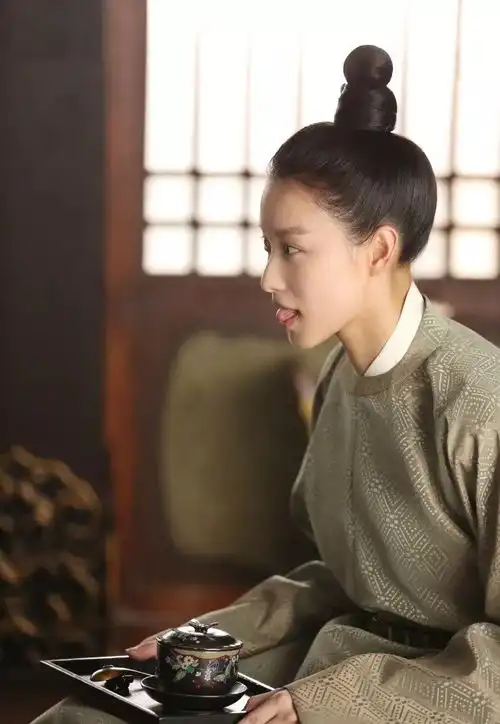 和陈坤白敬亭比帅,倪妮也能赢
