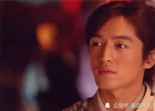 胡歌再唱仙剑插曲逍遥叹自称好久远,声音却13年不变
