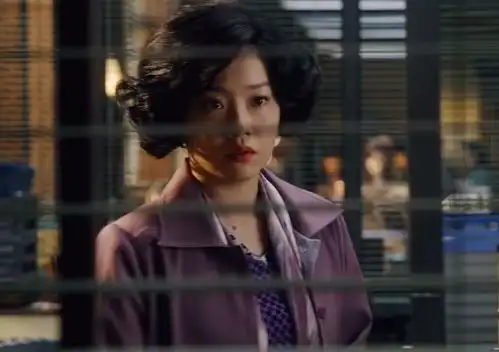 繁花大结局梅萍离开27号,被爷叔嫌弃汪小姐救了她