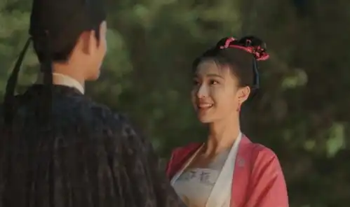 宋仁宗对一宫女一见钟情,想立其伯父为官讨她欢心,包拯反对