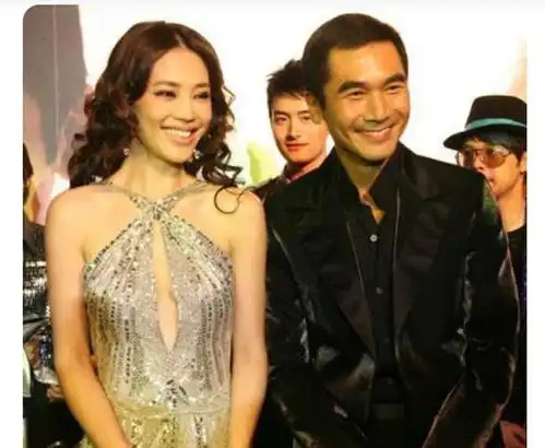 方中信和莫可欣同居12年,却让莫可欣一直吃避孕药,强扭的瓜不甜
