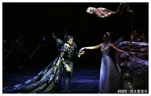 浅论莎翁的狂欢性特征仲夏夜之梦
