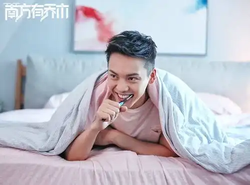 陈伟霆南方有乔木玩科技西装诱惑上演危险爱情
