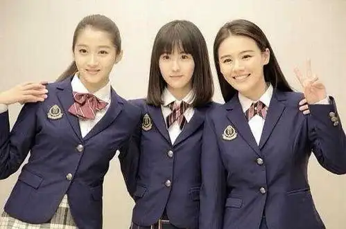 另类打开关晓彤艳压