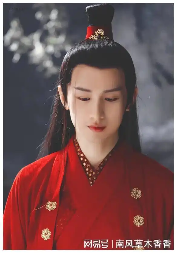 成毅新剧四海重明将拍,再演天界帝君,搭档90后人气小花
