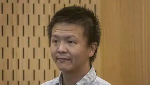 新西兰华人绝命毒师一屋子种的全是大麻法官科研精神可嘉,不用坐牢了
