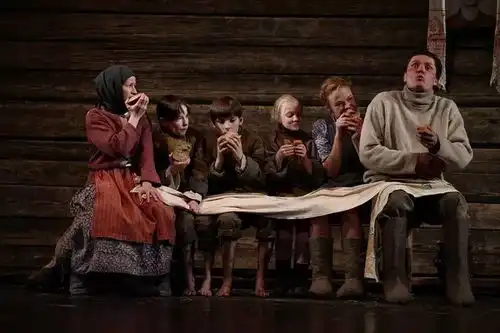 演出未启讨论已热朵金的兄弟姐妹值得我们学什么
