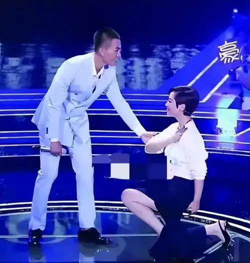 2013快男败给好声音被嘲,2023好声音停播被查,谁赢了