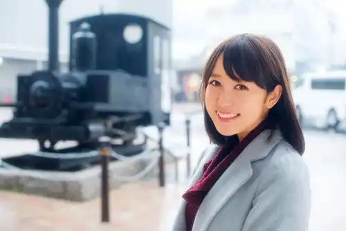 日本女星筱田优从青涩到成熟的艺术人生
