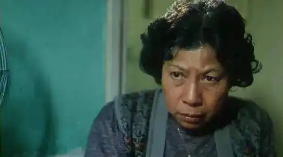 香港鬼片之母,终身未嫁,出街遭路人唾骂