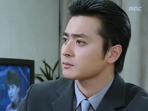 韩剧男主都娶了谁张东健老婆有钱,玄彬老婆漂亮,元彬老婆朴素
