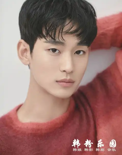 新剧虽然是精神病但没关系金秀贤公开全新资料照
