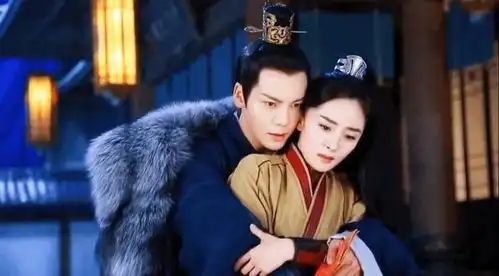 杨幂陈伟霆二搭演情侣,一个36一个35,时隔7年仍在古偶里打转
