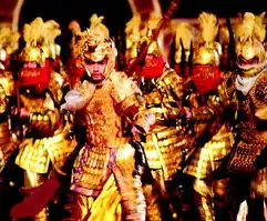 黄金甲剧照首曝光皇后巩俐性感丰腴