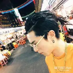 新版流星花园f4公布啦猜猜看这四位帅哥分别会饰演谁啊
