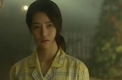 黑暗荣耀热度攀升,李到晛林智妍被曝恋爱,妍真复仇成功了
