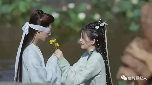 罗云熙,美强惨课代表也不妨试试新配方
