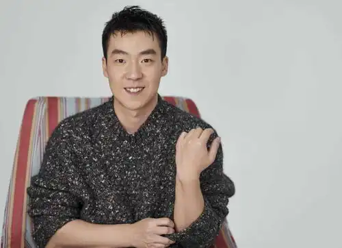 扫黑风暴孙兴扮演者吴晓亮,和他17年不红的宿命