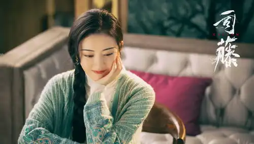 景甜新采访信息量大,首度回应资源咖争议,坦言曾不想接司藤