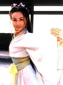 曹颖演乌龙闯情关时的照片
