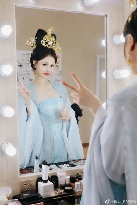 葛天新剧照曝光,古装扮相惊为天人